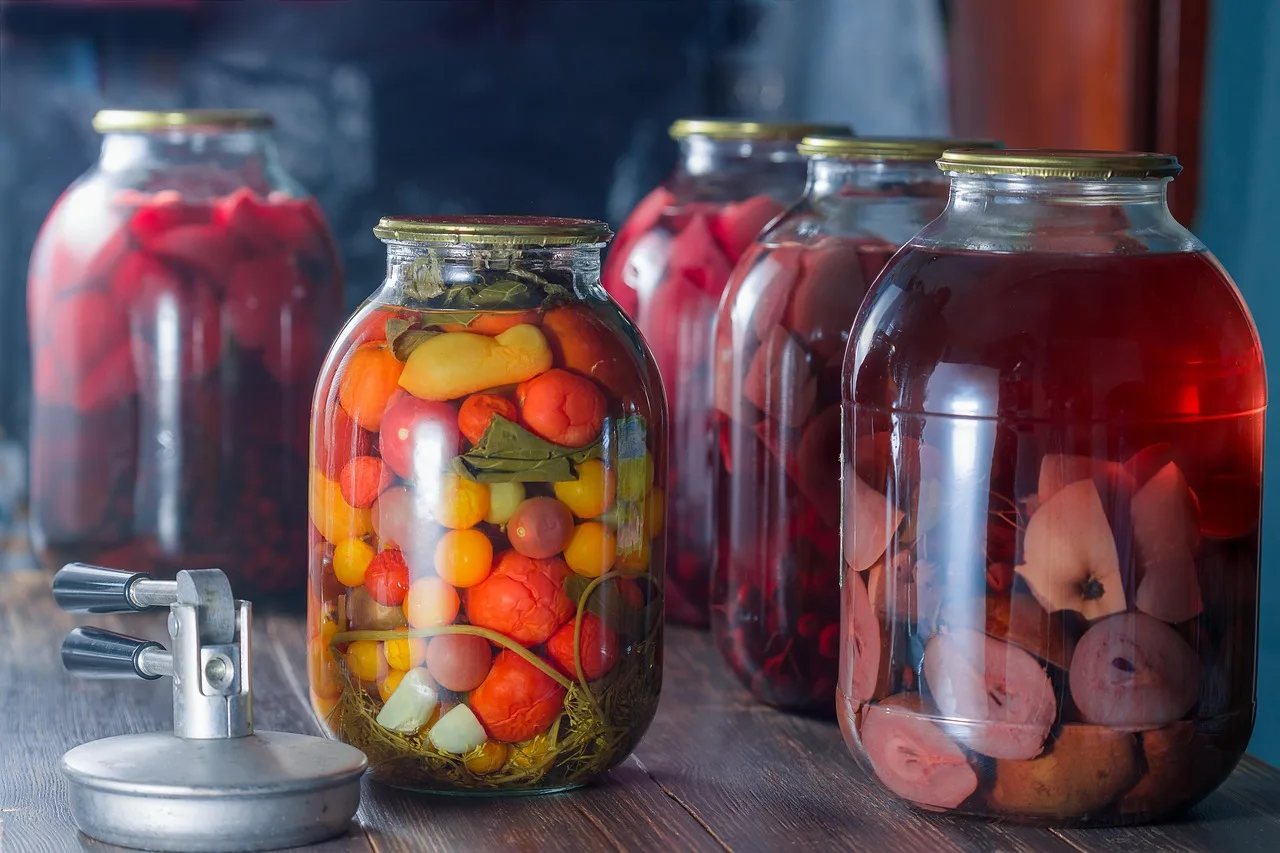 home canning, compote, vegetables, fruit, harvest, recipe, nutrition, home, jar, ripe, food, snack, glass, compote, compote, compote, compote, compote. Canning methods a specialty food shop should not accept from preserve producers