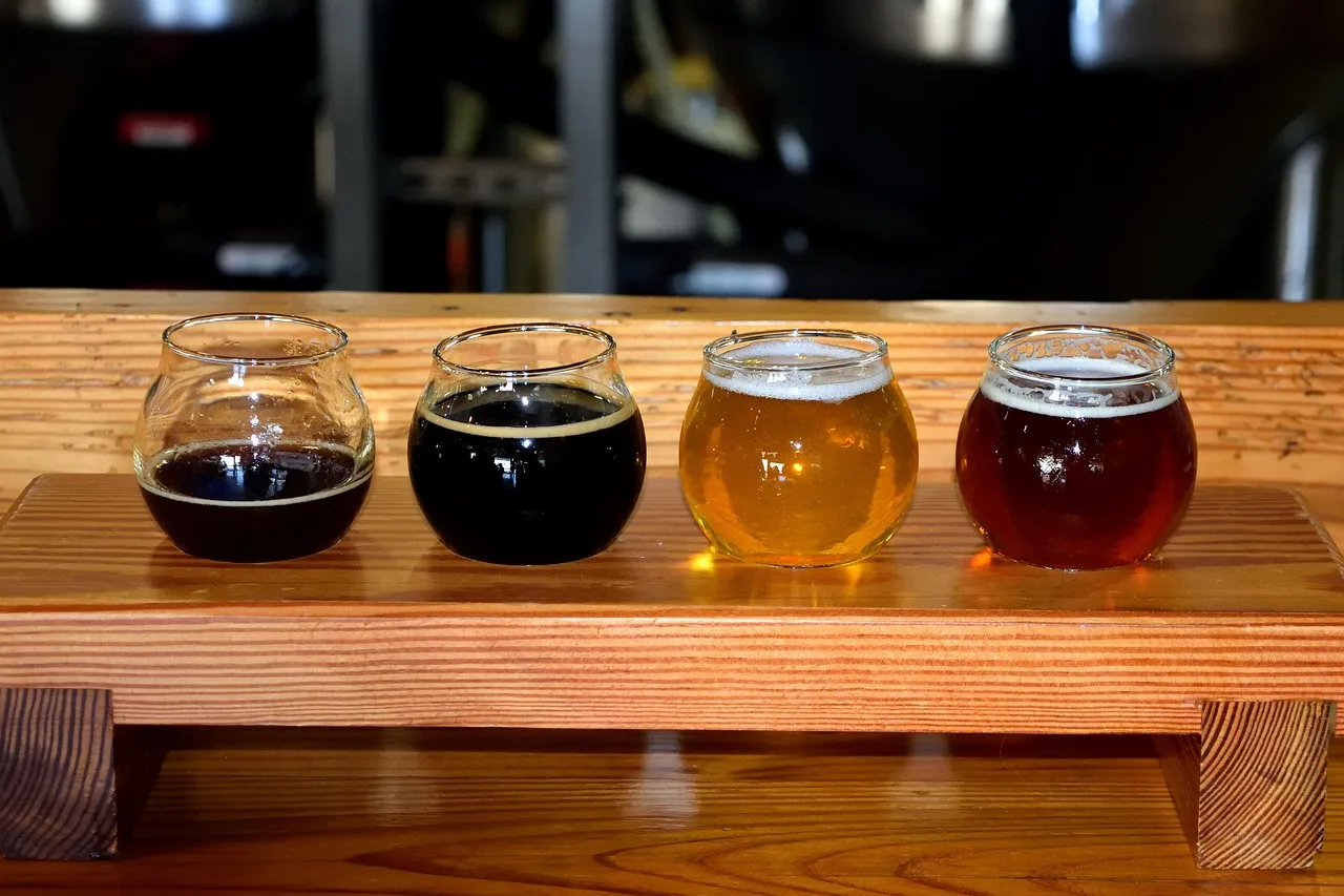beer tasting flight, brewery, alcohol, ipa, ale, table, tasting, hops, beer, draft, drink, pub, glass, craft, stout, bar, wooden, micro, american, beverage, brew, brewery, brewery, brewery, brewery, brewery, ipa, ipa, ipa, stout. How to build a regional American tasting flight with a ballot and a fixed order