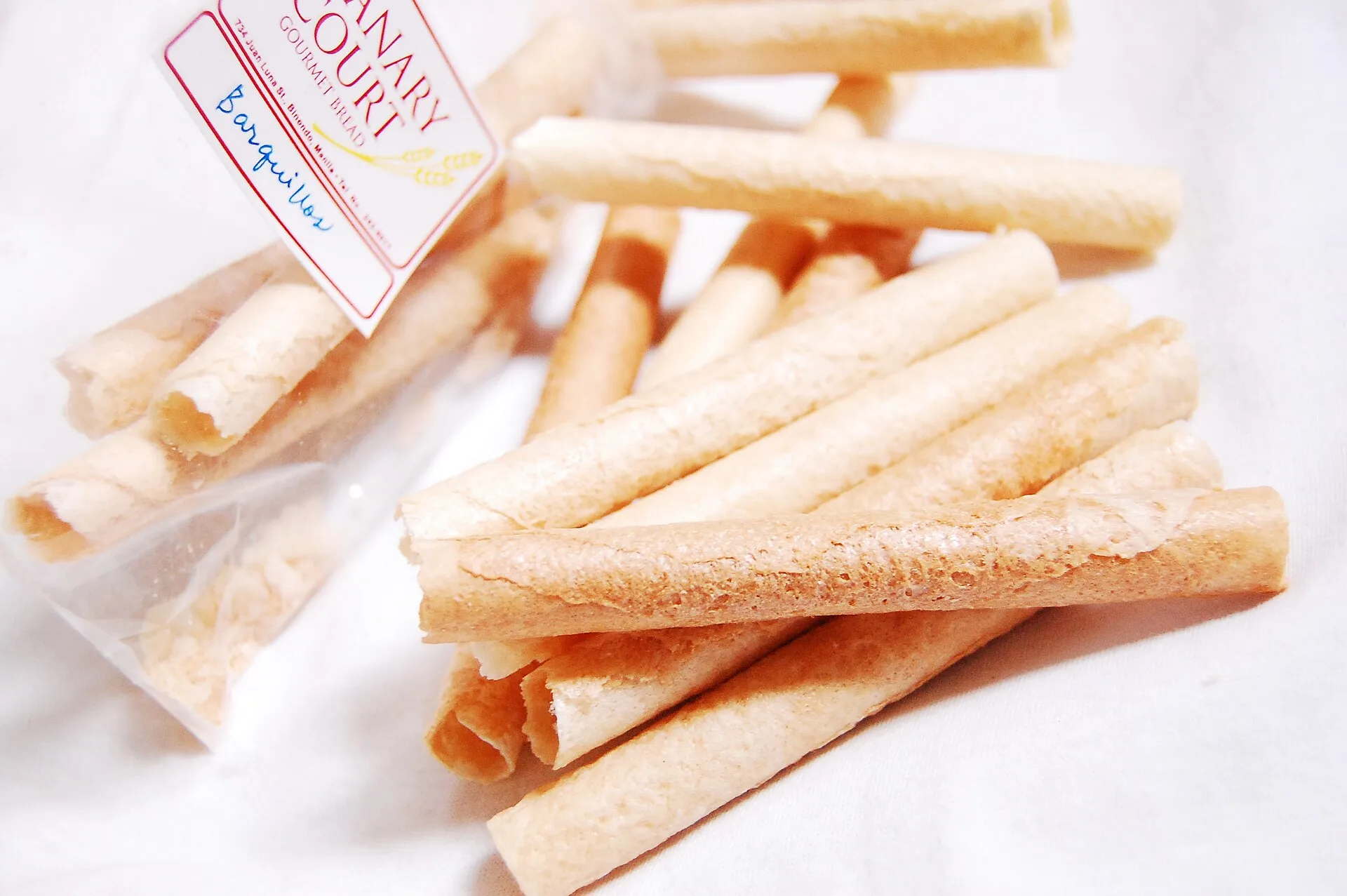 Close-up of w:Biscuit rolls with a label, bought from Binondo, Manila. Independent Food Brands: Reading the Label Claim