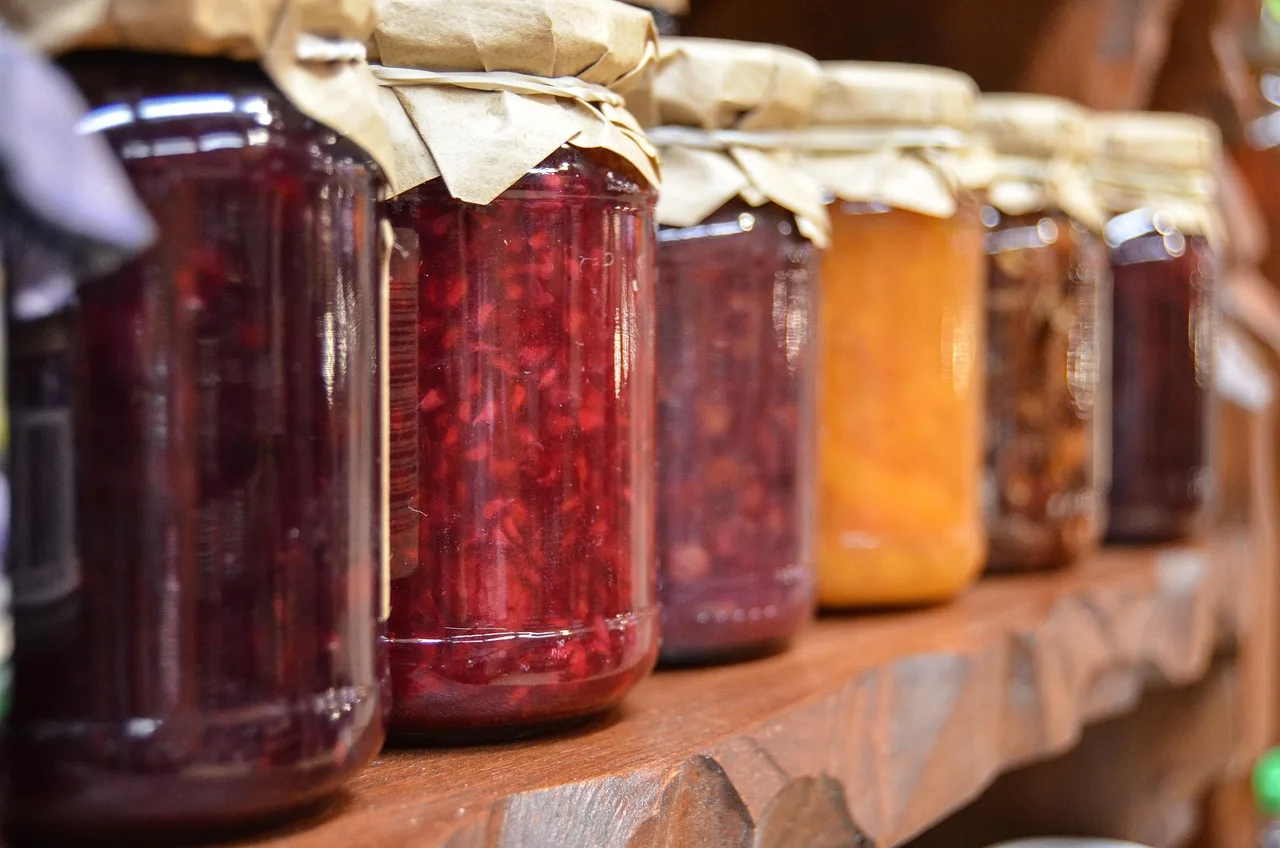 jam, fruit, jars, fruit jams, fruit preserves, preserves, bottles, containers, glass jars, natural, organic, jelly, food, jam, jam, jam, jam, jam, fruit, food, food, food. Why opened specialty food jars get wasted, and how to stop it